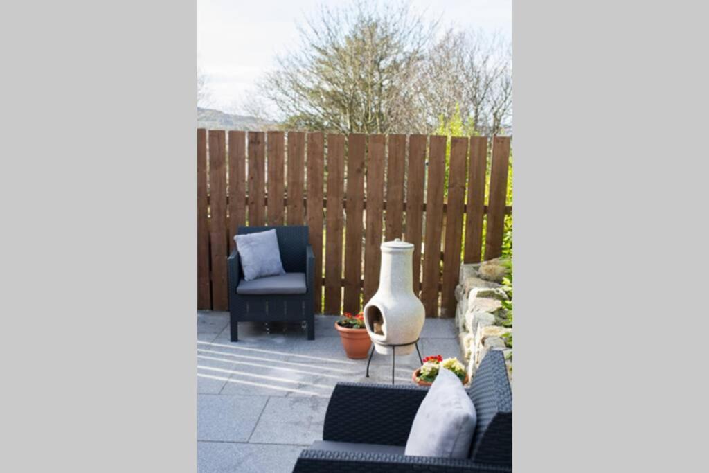 The Chalet Town Centre Dungloe Exterior foto